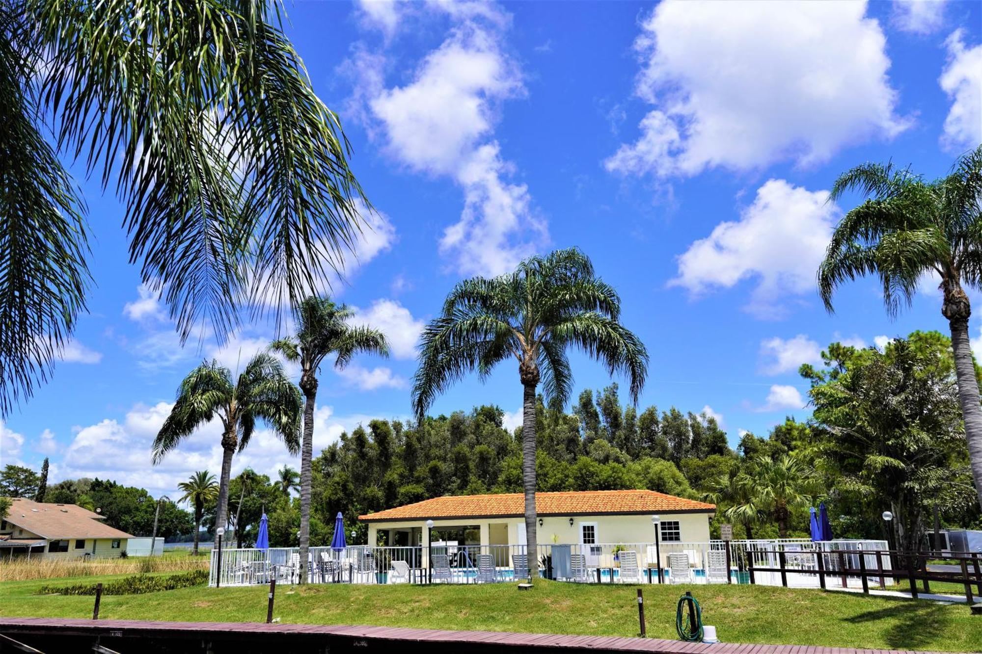 Florida Condos On Lake Tarpon Палм-Харбор Экстерьер фото